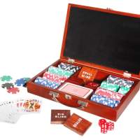 Natural Games poker set in a wooden case with 200 chips
